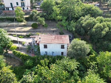 Foto Casa indipendente in Via Daffra 16, Ventimiglia Latte, Ville di 74 m²