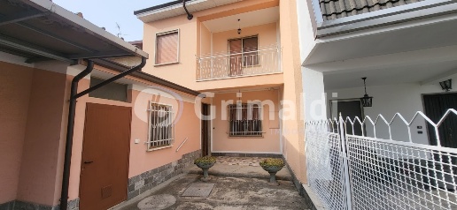 Foto Villa singola a Villata di 200 m² con 5 locali in vendita