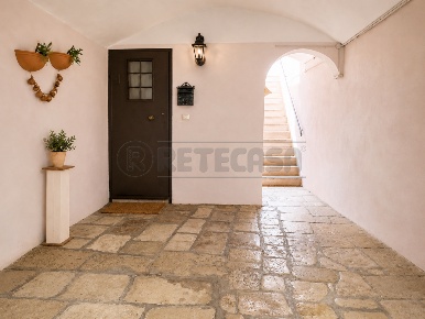 Foto Appartamento in Via Cardinale Dell'Olio 43, Bisceglie di 81 m²