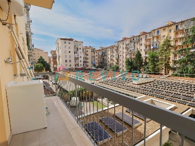Foto Appartamento in via Maragliano 155, Firenze di 56 m² con 3 locali