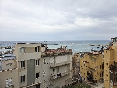 Foto Appartamento a Sciacca Centro di 125 m² con 6 locali in vendita
