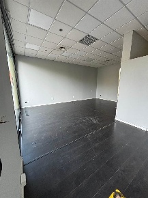 Foto Ufficio a Suzzara Centro di 60 m² con 3 locali in affitto