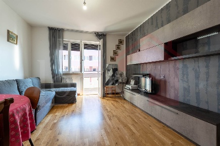 Foto Appartamento in Via dei Pini 5, Pieve Emanuele Centro di 110 m²