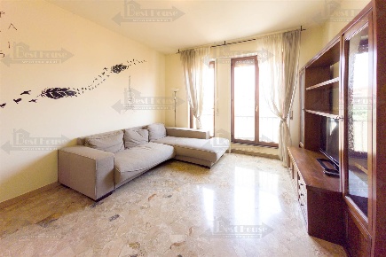 Foto Appartamento in Piazzale Udine  8, Milano Udine di 86 m² con 3 locali
