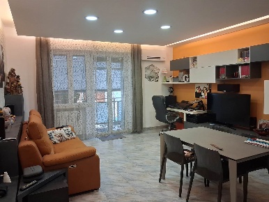 Foto Appartamento a Ancona Valle Miano di 100 m² con 6 locali in vendita
