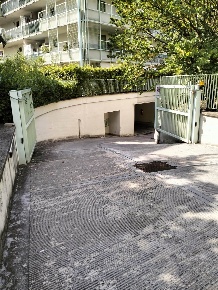 Foto Garage a Sesto Fiorentino Sesto Città di 18 m² con 1 locali in vendita