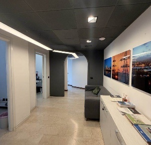 Foto Ufficio in VIA ALBERICO ALBRICCI 7, Milano Duomo di 360 m² in affitto