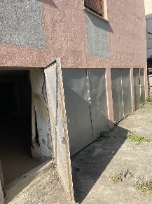 Foto Magazzino a Livorno Coteto di 43 m² con 2 locali in vendita