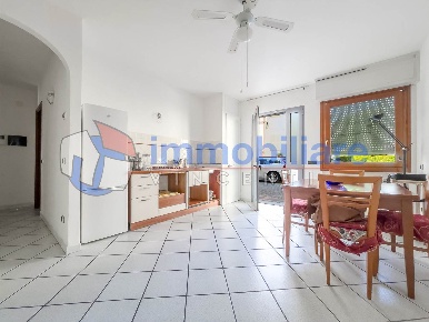 Foto Appartamento a Sarzana Centro di 65 m² con 3 locali in affitto