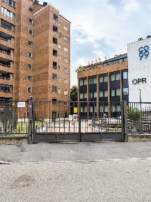Foto Box in Viale Corsica, Milano Argonne - Corsica di 13 m² in affitto