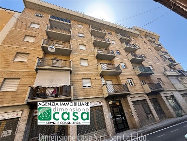 Foto Appartamento in Via Elena 76, Caltanissetta di 121 m² in vendita