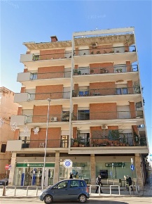 Foto Appartamento in via monti, Casamassima di 235 m² con 6 locali