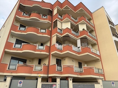 Foto Appartamento in via grandolfo, Casamassima di 145 m² con 4 locali