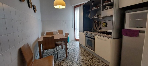 Foto Appartamento a Viareggio di 95 m² con 5 locali in vendita