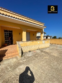 Foto Villa unifamiliare a Marsala Centro Urbano di 160 m² con 7 locali