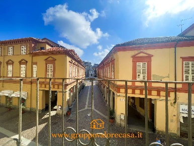 Foto Appartamento a Acqui Terme Centro con 4 locali in vendita