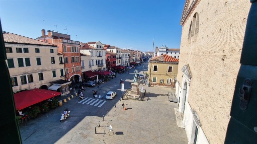 Foto Appartamento a Chioggia di 120 m² con 5 locali in vendita