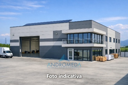 Foto Capannone industriale a Portico di Caserta Centro di 860 m² in vendita