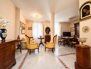 Foto Appartamento a Viareggio Città Giardino di 90 m² con 5 locali