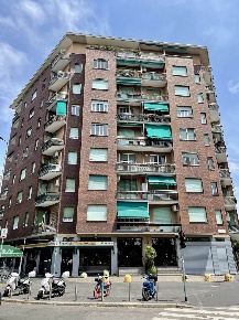 Foto Appartamento in Viale Cassala 45, Milano Navigli - Darsena di 57 m²