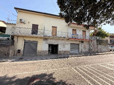 Foto Negozio in via Sant'Eustachio 49, Salerno Pastena - Pastena Alta