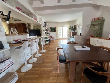 Foto Case semi ndipendenti a Ancona Torrette di 130 m² con 9 locali