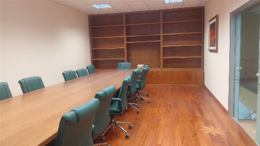 Foto Ufficio a Livorno Shangai di 200 m² con 6 locali in affitto