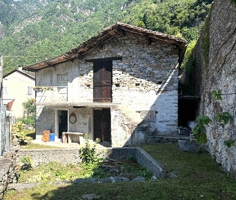 Foto Rustico in Via palazzo Vertemate, Piuro Prosto di 89 m² con 2 locali