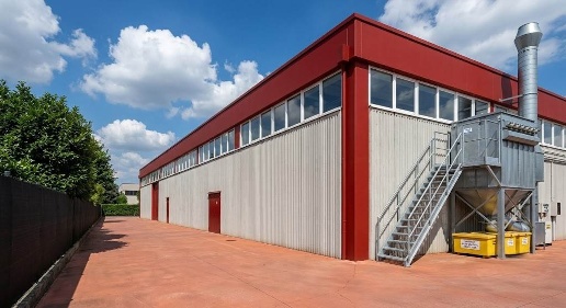 Foto Capannone industriale a Altopascio Altopascio Centro di 900 m²