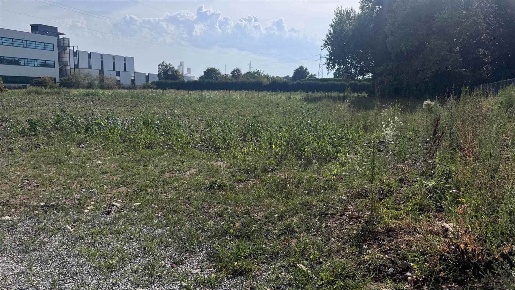 Foto Terreno agricolo in via manzoni 12, Agrate Brianza Centro di 4000 m²
