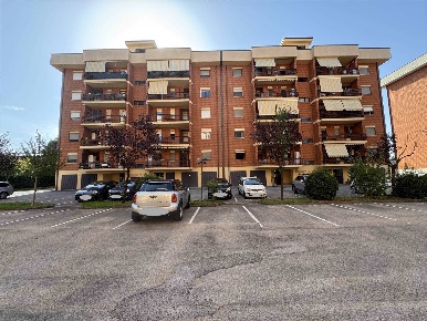 Foto Appartamento in Via Baden Powell 4, Frosinone Tribunale di 100 m²