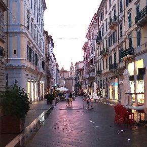 Foto Appartamento a Ancona Centro Storico di 98 m² con 3 locali in vendita