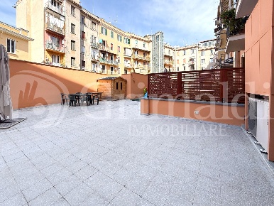 Foto Appartamento in Via Ettore Rolli 38, Roma Trastevere di 95 m²