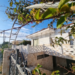 Foto Villa unifamiliare in Via formia 5, Racale Torre Suda di 320 m²