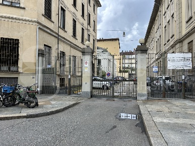 Foto Box in Via S. Ottavio 7, Torino Giardini Reali di 19 m² in vendita
