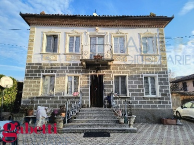 Foto Casa indipendente in Stazione, Monticello d'Alba Borgo di 126 m²