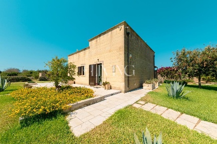 Foto Casa indipendente a Melendugno di 86 m² con 4 locali in vendita