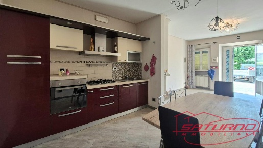 Foto Casa indipendente a Capannori Lammari - Lunata di 120 m² con 3 locali