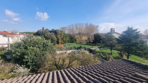Foto Casa indipendente a Pisa San Marco di 275 m² con 15 locali in vendita