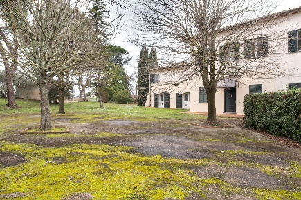 Foto Case semi ndipendenti a Vecchiano di 200 m² con 7 locali in vendita
