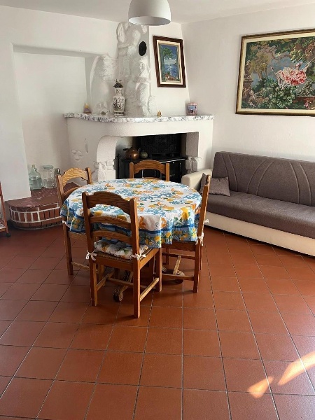 casa indipendente in vendita a Massa in zona Centro Storico