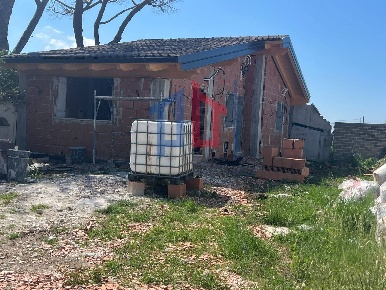 Foto Villa unifamiliare in VIA BRACCIANO, Ardea Nuova Florida di 80 m²
