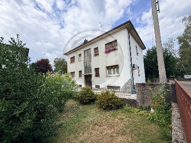 Foto Appartamento in via Passo Valles 3, Gallarate Caiello di 56 m²