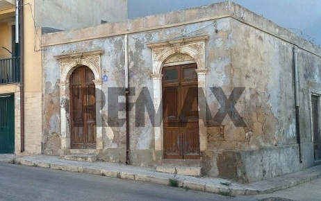 Foto Casa indipendente in via regina margherita 34, Pachino Centro di 63 m²