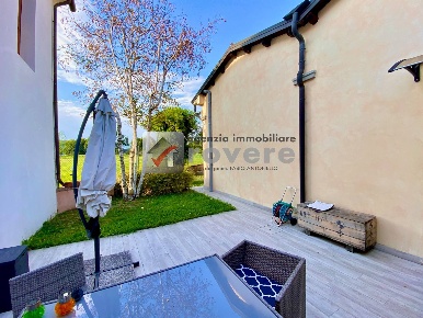 Foto Casa indipendente a Treviso Santa Maria del Rovere di 585 m²