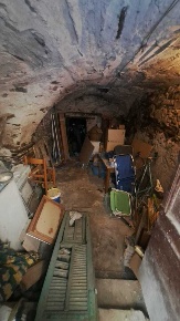 Foto Magazzino in Via Quinto Marzio, Badalucco Centro di 45 m² con 2 locali