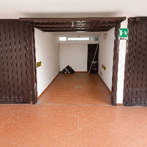 Foto Posti auto in Via Decumana 48, Bologna Santa Viola di 16 m² in vendita