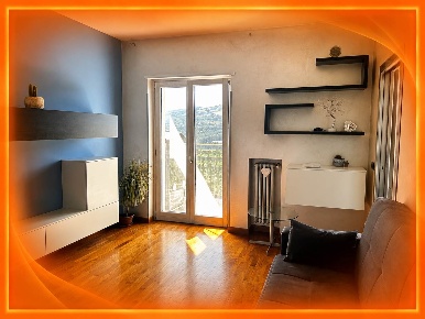 Foto Appartamento in Via Vaccaro, Potenza Centro di 70 m² con 3 locali