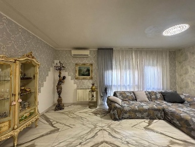 Foto Villa a schiera a Chioggia Sottomarina di 150 m² con 6 locali