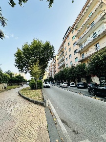 Foto Negozio a Cava de' Tirreni Centro di 40 m² con 1 locali in vendita